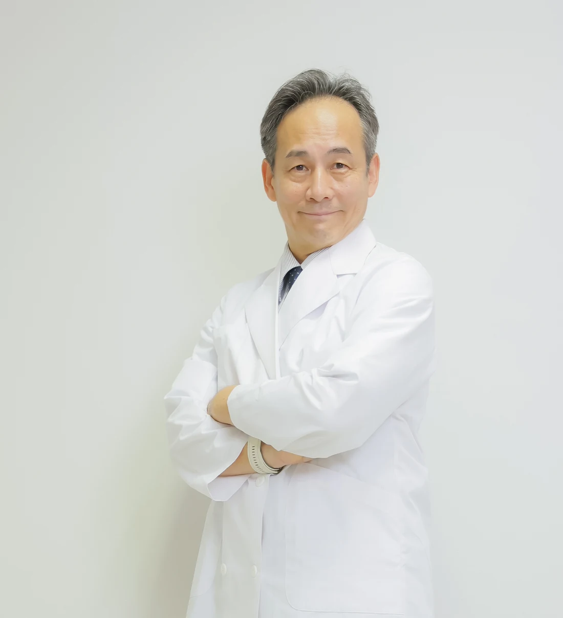 白衣姿の医師